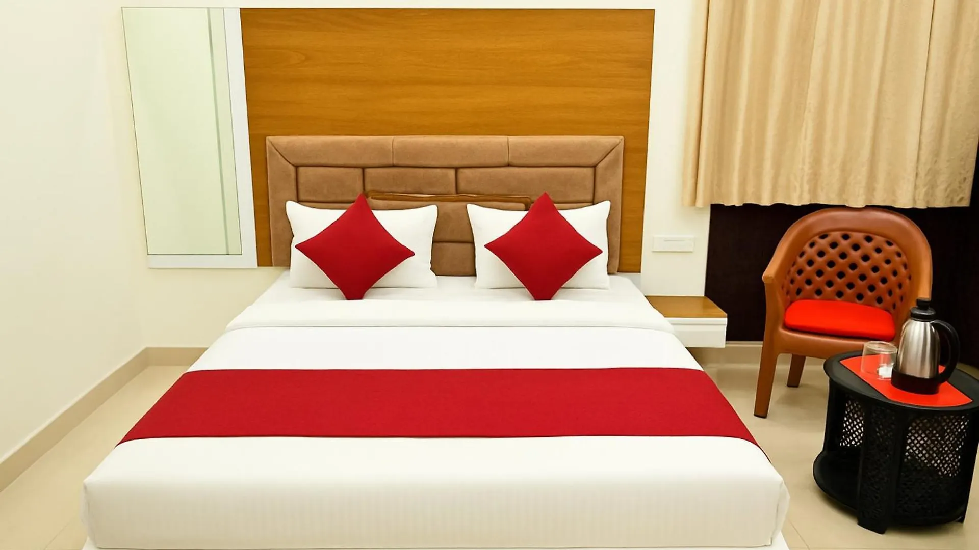 Varanasi Hotel Kashi Heaven Premium Near Baba Vishwanath Temple & Ganga Ghat - Spacious Spotless Rooms With Wi-Fi Facility - #Parking And Excellent Customer Service - Best Seller Hotel In Varanasi - Book Now 0*,